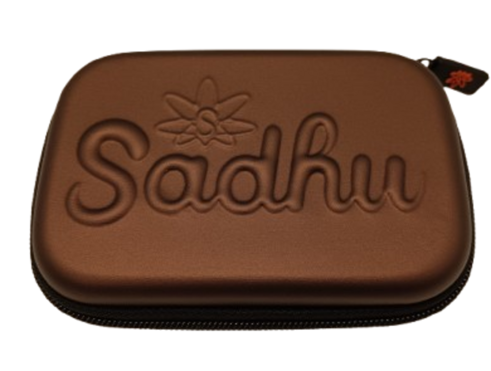 CASE SADHU PEQUENO 16